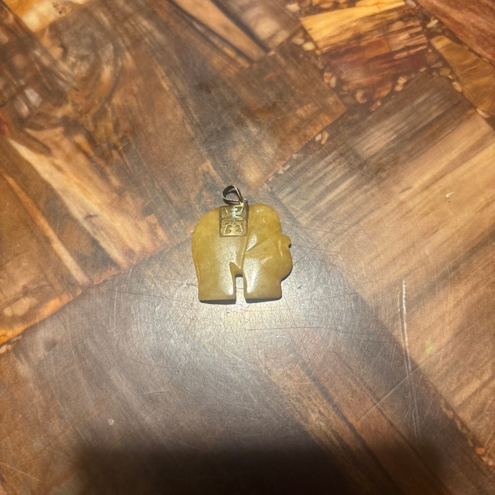 14k gold Jade pendant